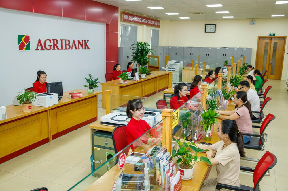 Giờ Làm Việc Ngân Hàng Agribank: Chi Tiết Từ Thứ 2 - Chủ Nhật