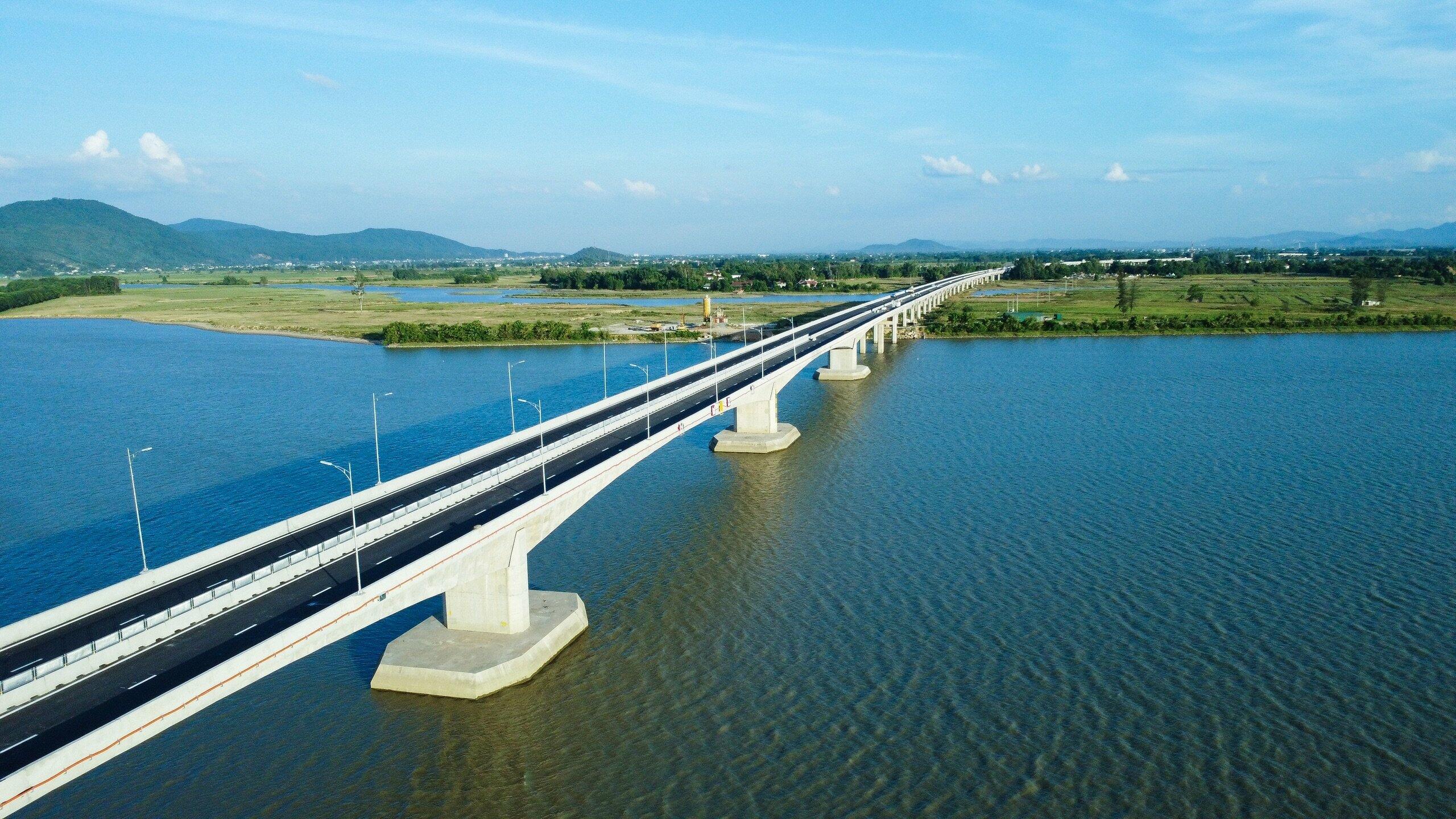 Cao Tốc Diễn Châu-Bãi Vọt Thông Xe Toàn Tuyến: Từ Hà Nội về Hà Tĩnh Chỉ Còn 3,5 Giờ