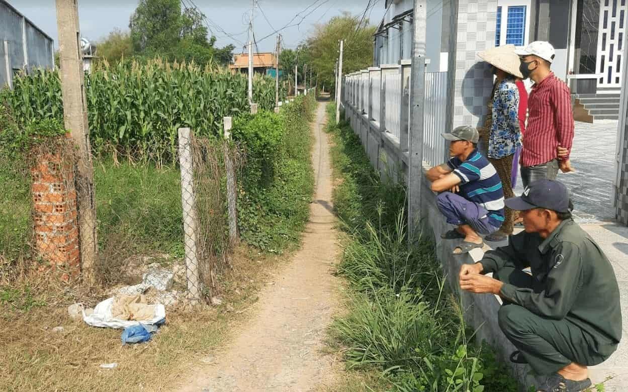 Tranh Chấp Đất Đai Đã Có Sổ Đỏ: Quy Trình Giải Quyết Và Mức Án Phí Theo Quy Định