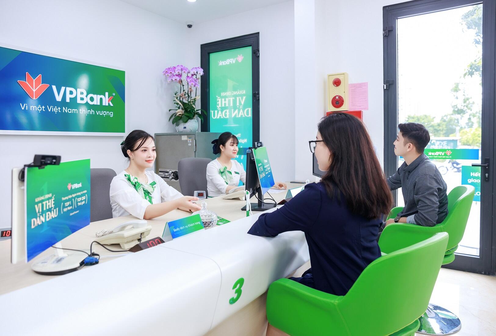 100 Triệu Gửi Ngân Hàng VPBank Lãi Suất Bao Nhiêu Năm 2025?