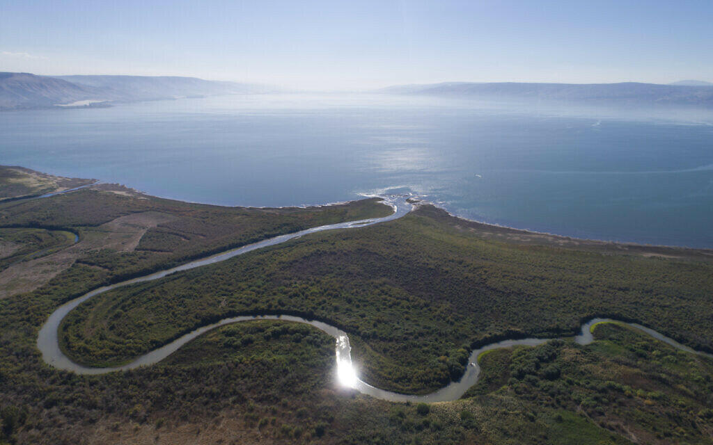 Trường Lưu Thủy Là Gì? Tìm Hiểu Vận Mệnh Và Các Yếu Tố Phong Thủy Liên Quan