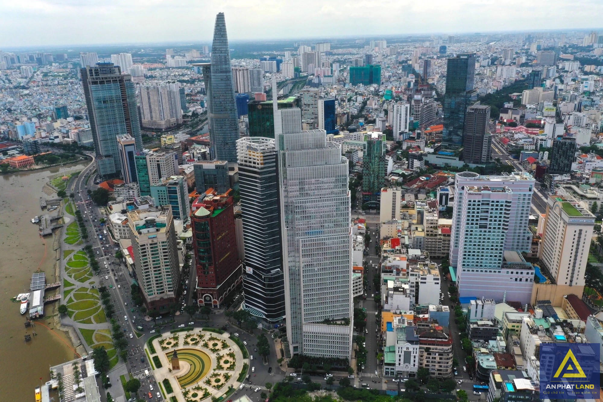 Đô thị là trung tâm tổng hợp, chuyên ngành hoặc hành chính của quốc gia, tỉnh hay huyện